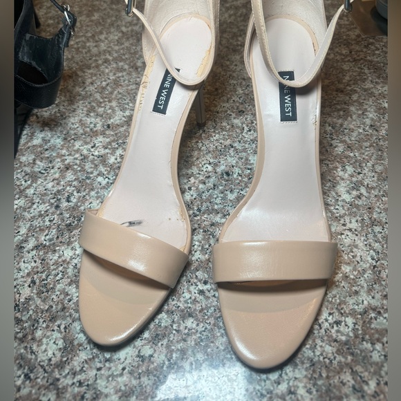 Nine West leather heels size 11 - Picture 3 of 9
